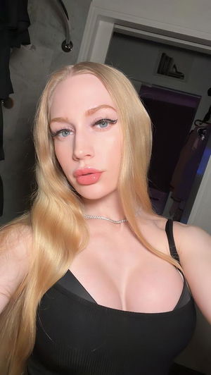 Izzy's Profile Photo