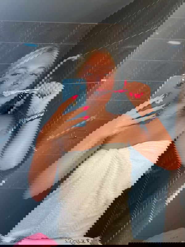 christine64, 26 years old from United States