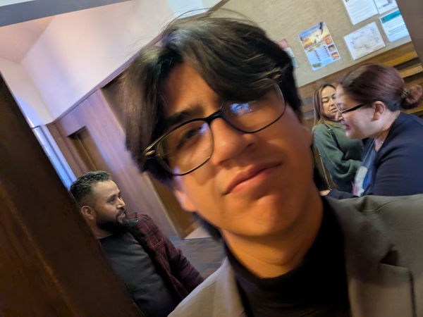 c60470740, 18 years old from United States