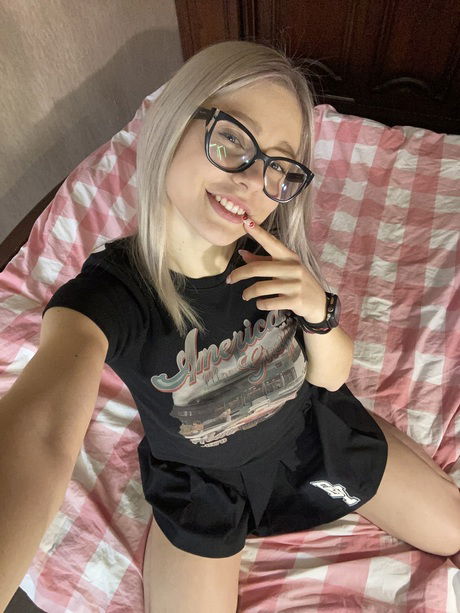 horarik804, 24 years old from Canada