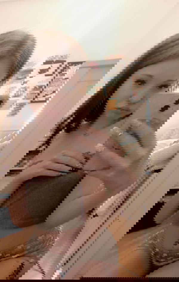 hoheda9234, 21 years old from United Kingdom