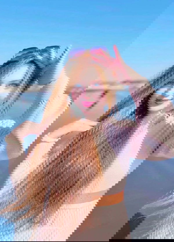 pacem, 25 years old from Germany