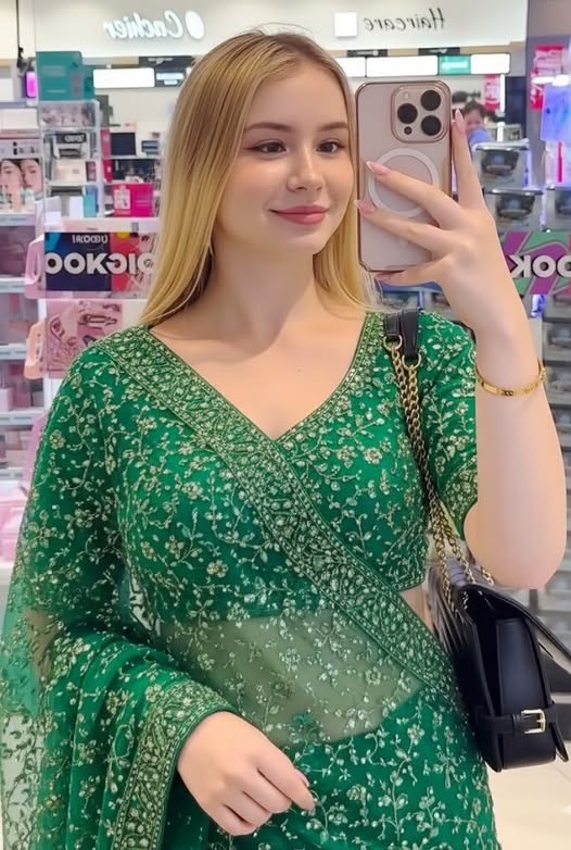 pabav82398's Cover Photo