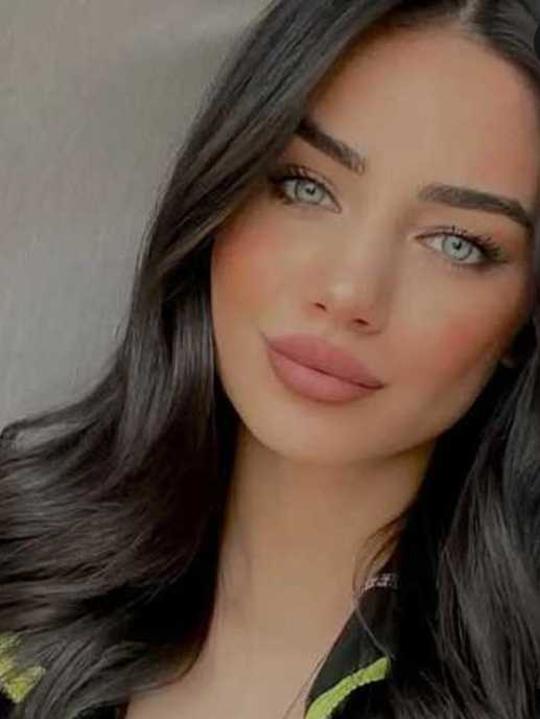 dfhbdfh, 24 years old from United Kingdom