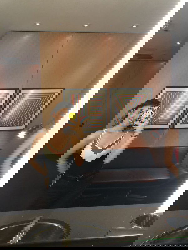 xevinib893, 18 years old from Canada