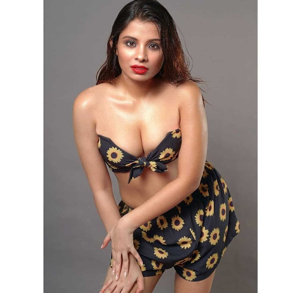 jegayi6154's Cover Photo