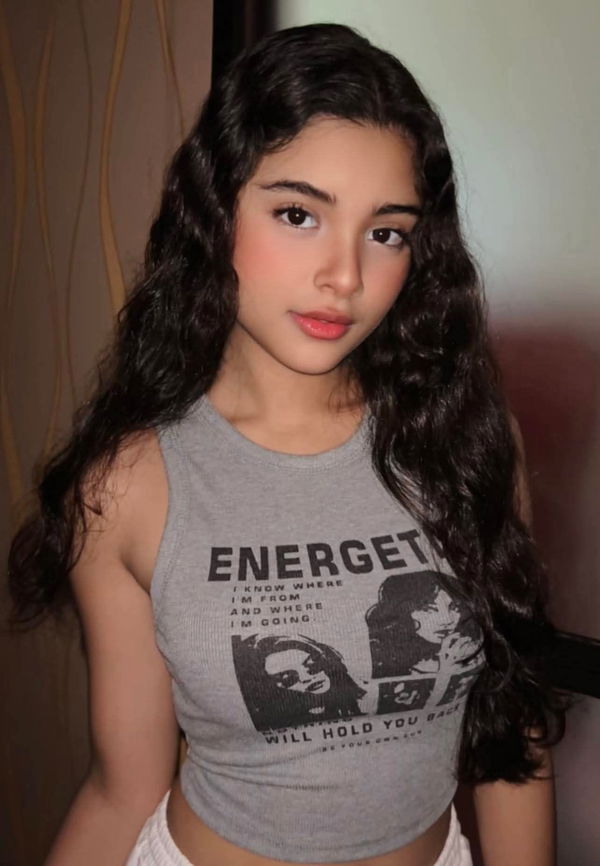 nixewi7567, 22 years old from United Kingdom