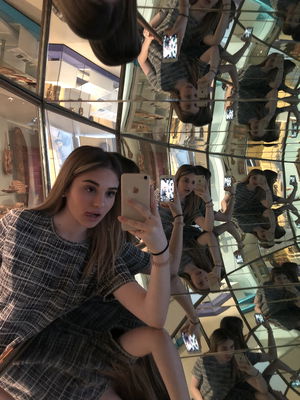 f9d4d08f1d9's Profile Photo