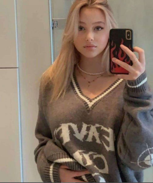 lipideg493, 20 years old from Austria