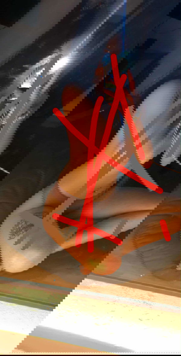 kagraqueen9399, 19 years old from Canada