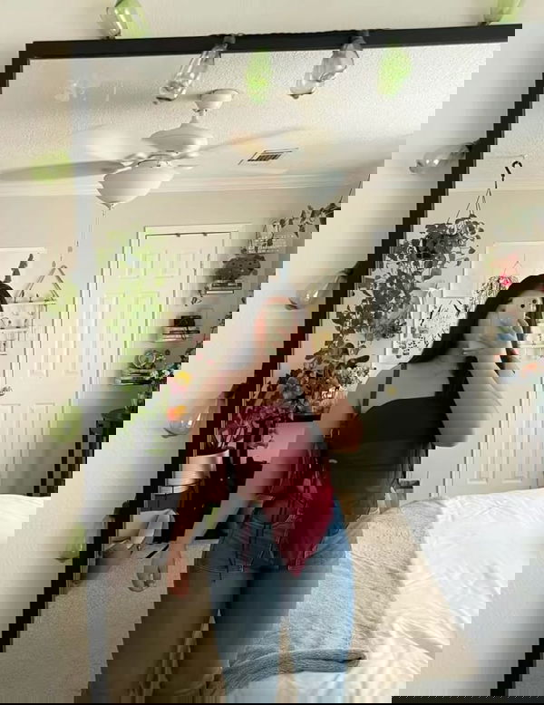 a54vsn445f, 26 years old from United States