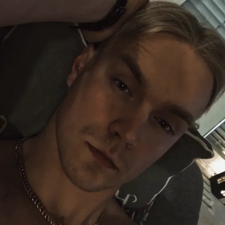 makkaran90's Profile Photo