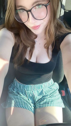 yexix27064's Profile Photo