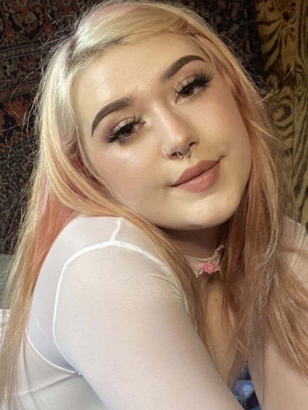 Olivia---896, 23 years old from Switzerland