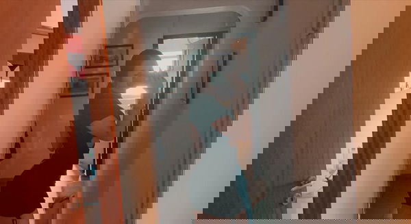 jsksjdhdlvd, 22 years old from United Kingdom