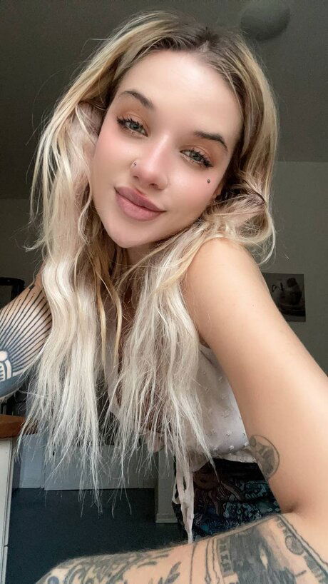 kefefi2040, 21 years old from United Kingdom