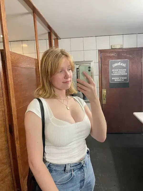 fatago9699, 25 years old from United Kingdom