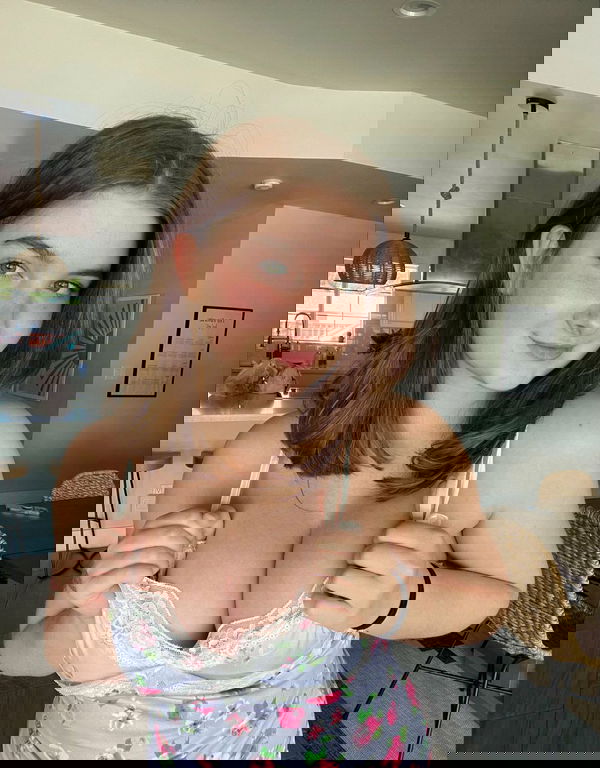 Juliaaa13, 22 years old from United States