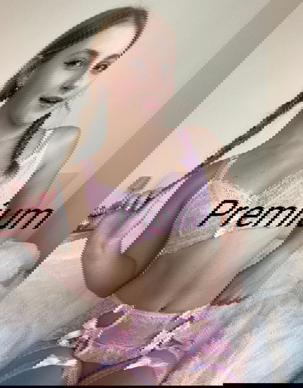 IsabellaS01, 21 years old from United States