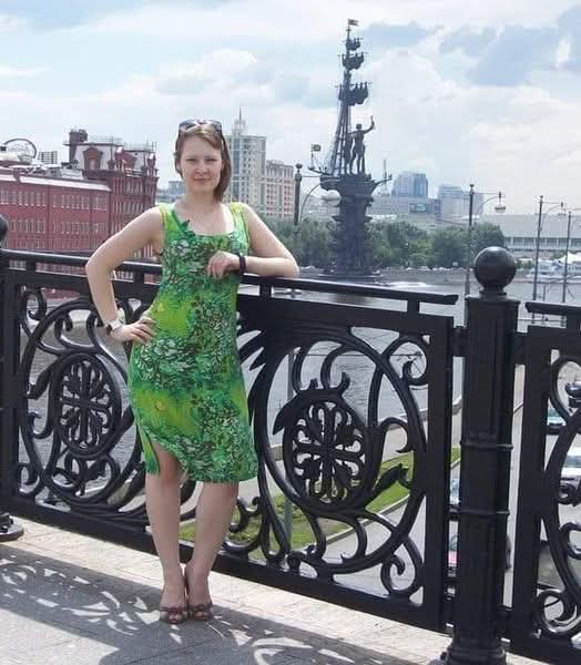 ulsghjk, 25 years old from United States