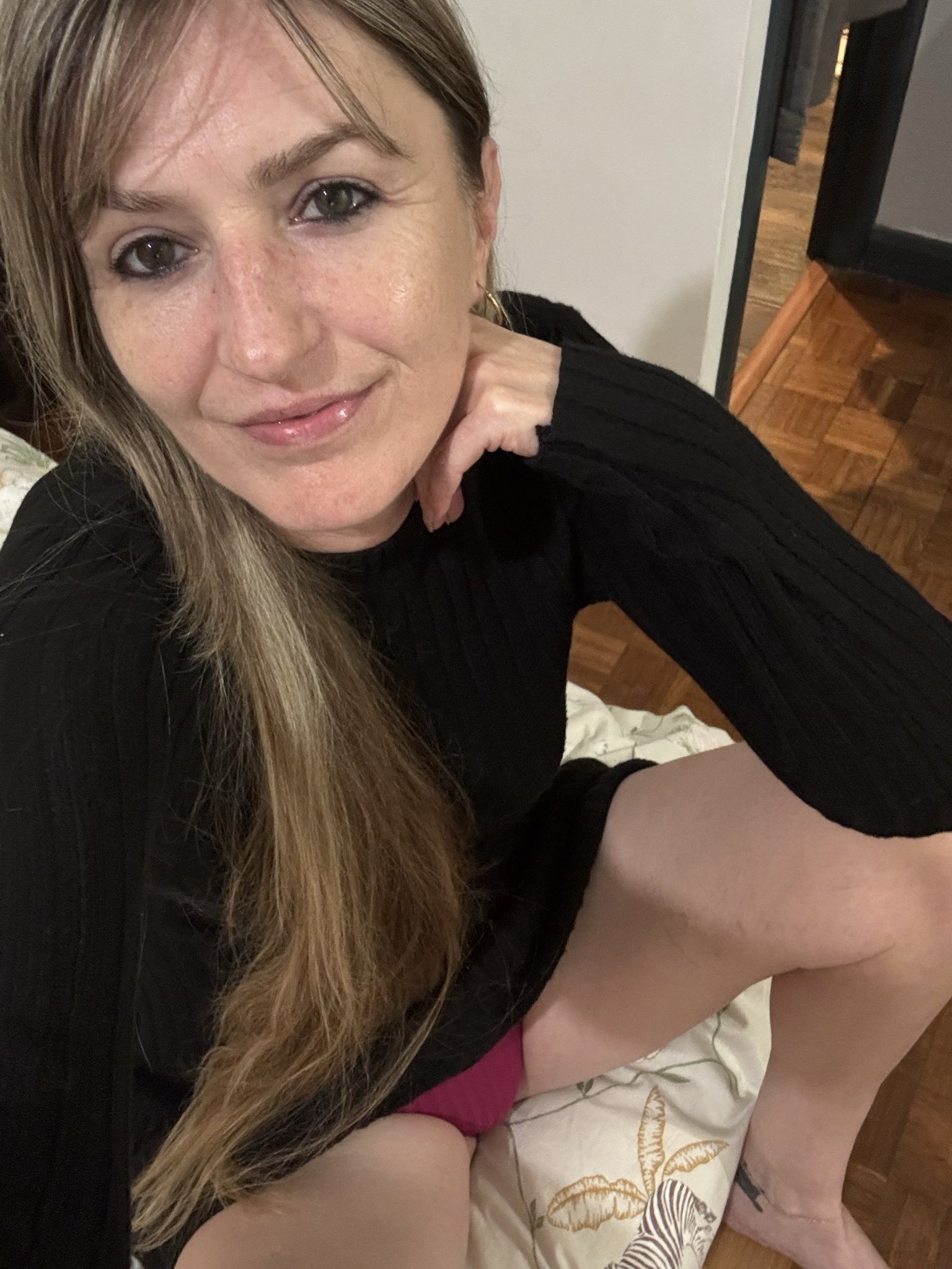 lunnchun564's Cover Photo