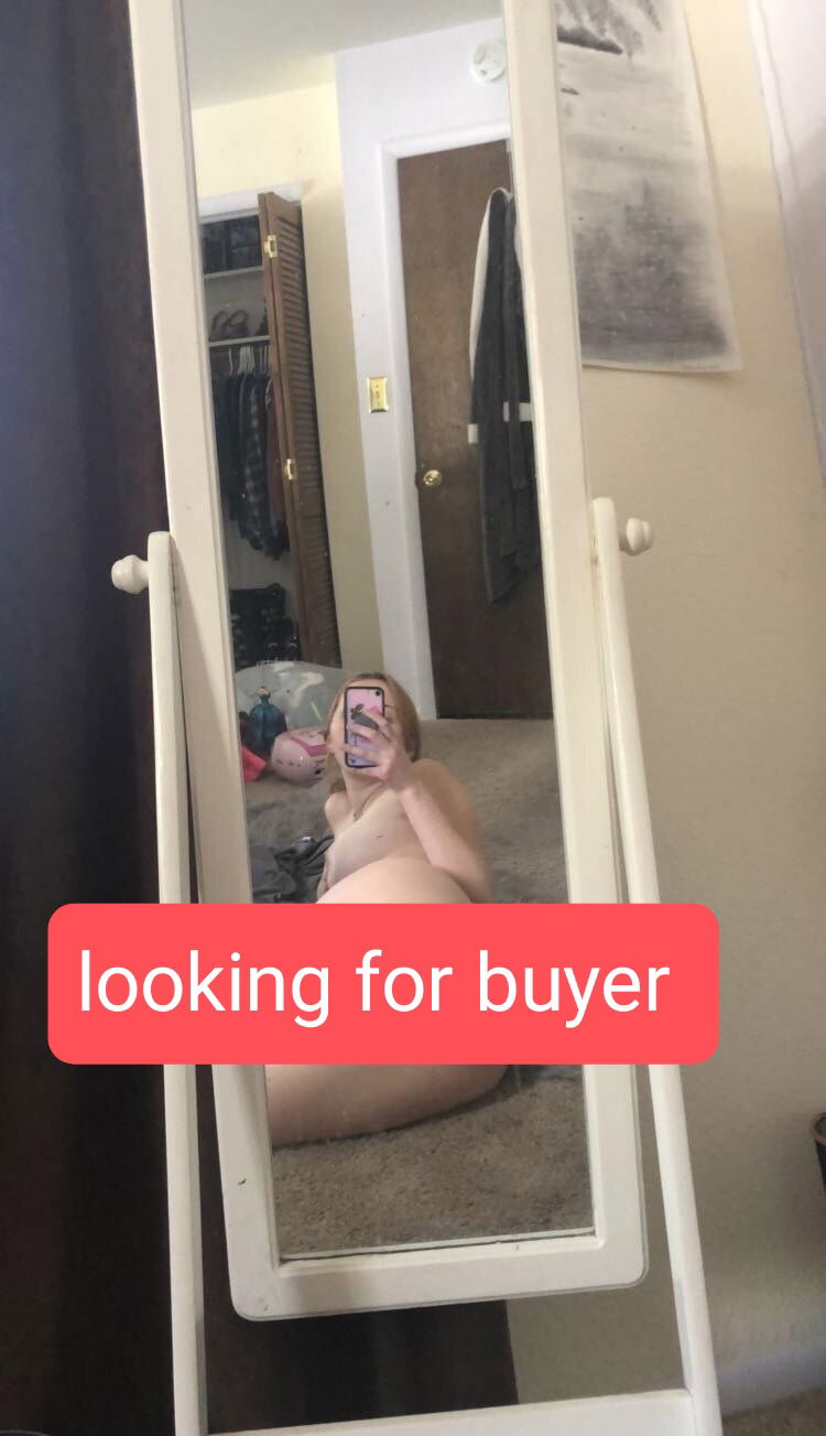 isabella75's Cover Photo