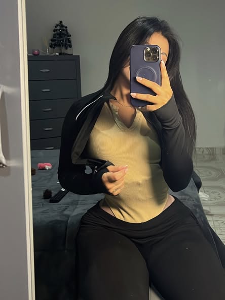 najow66405's Cover Photo