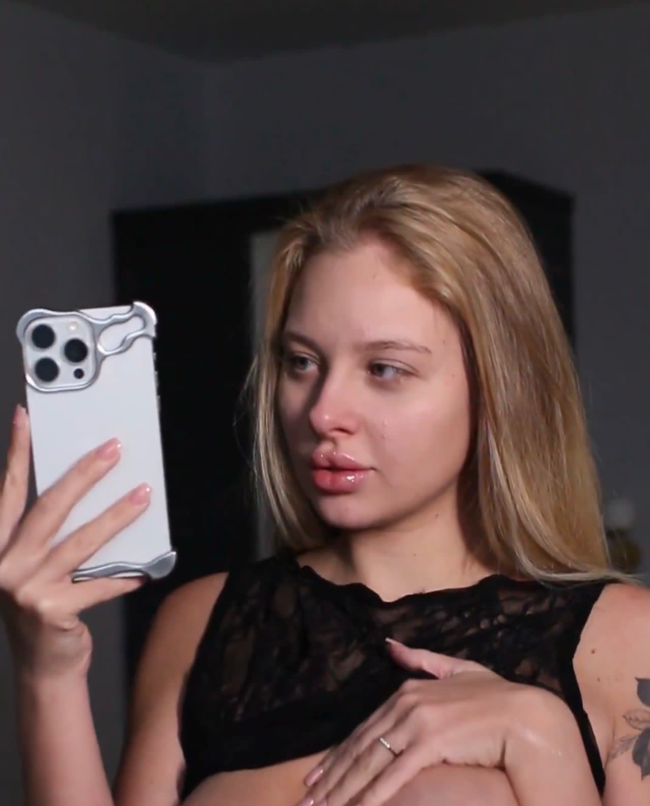 sweetpussy8993's Cover Photo