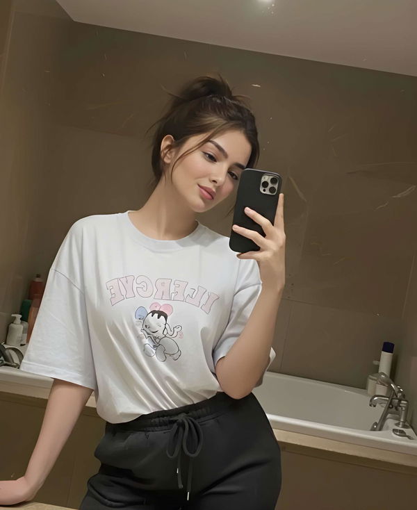 tigin82390, 22 years old from United States