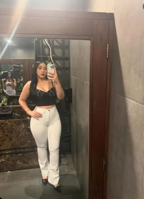 uwmfsjib's Cover Photo