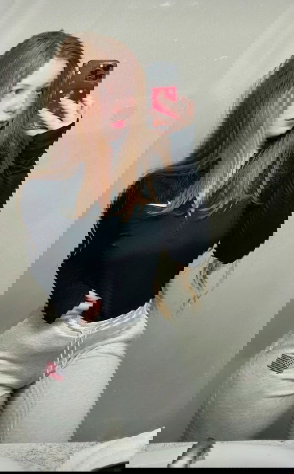 Skyler5472, 20 years old from United Kingdom