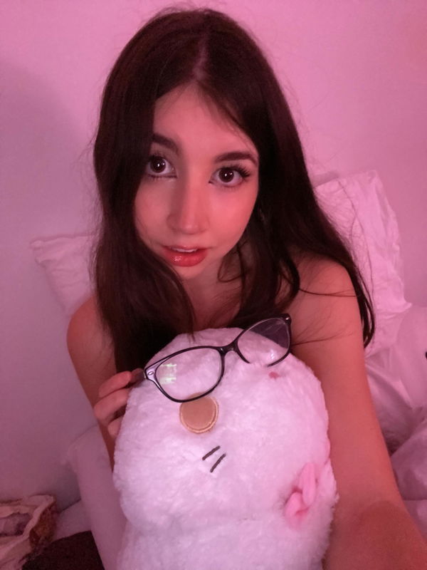 linda5644hh, 22 years old from United States