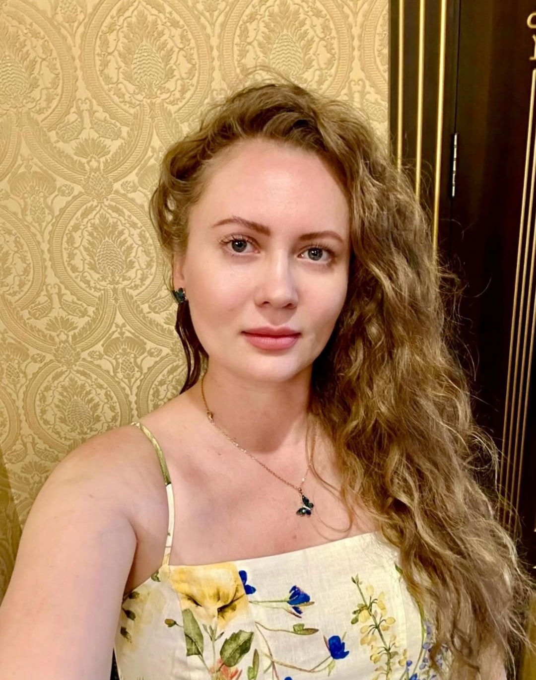 libihojk's Cover Photo