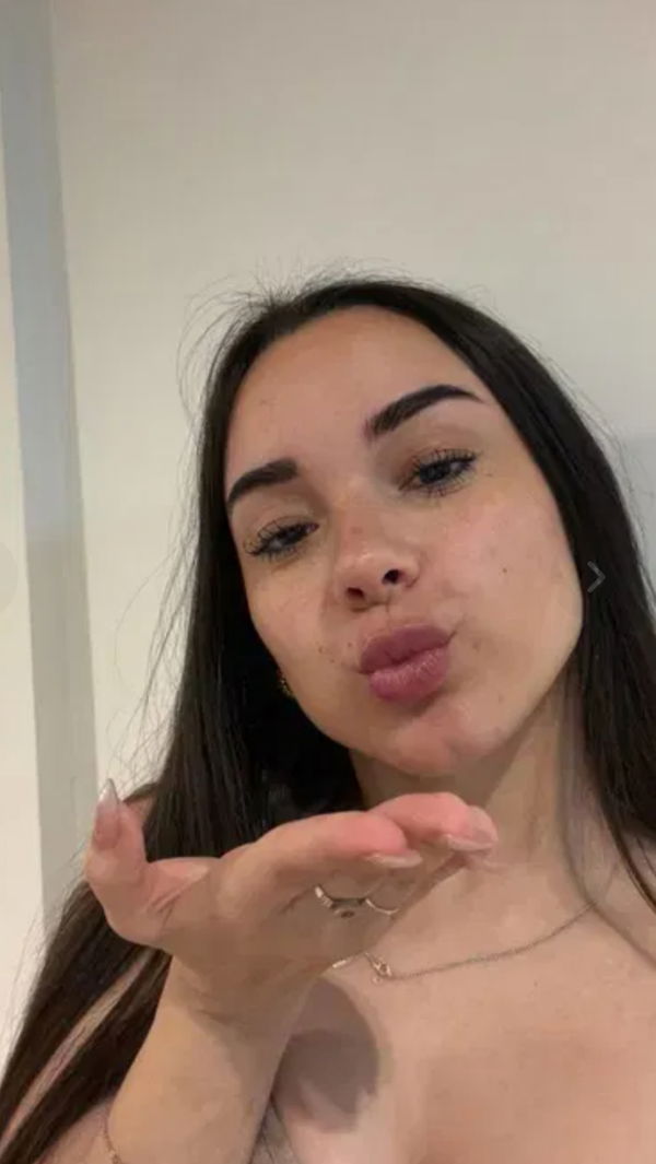 ywzcnjm, 22 years old from United States