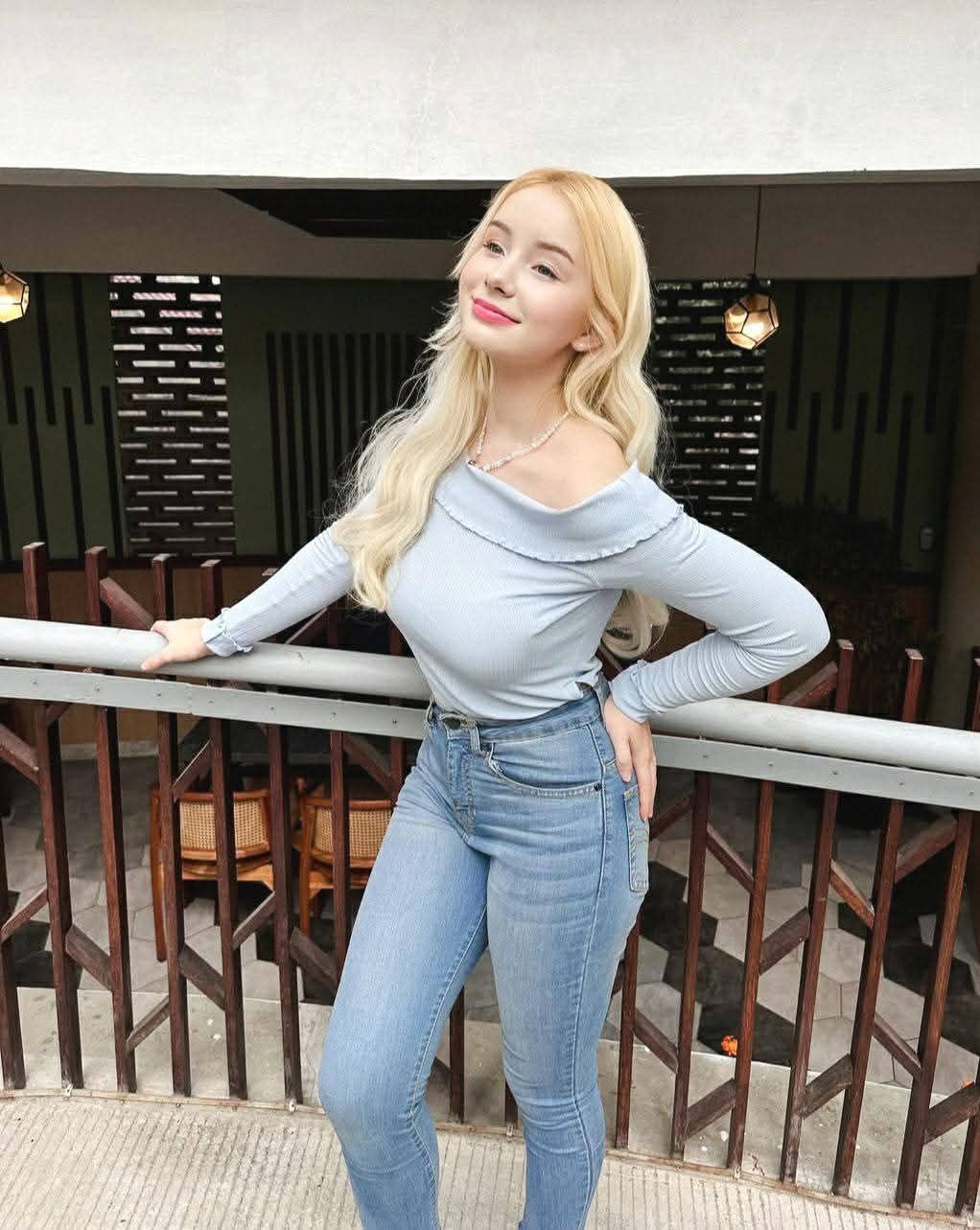 ladygibov's Cover Photo