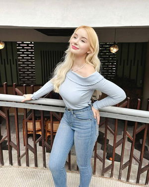 ladygibov's Profile Photo