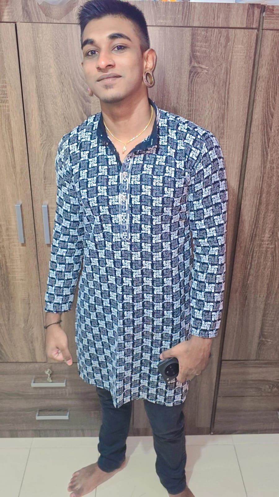 crazyloverboii's Cover Photo