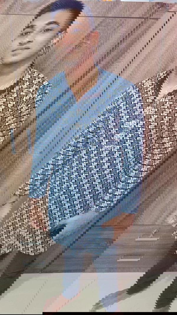 crazyloverboii, 21 years old from Singapore