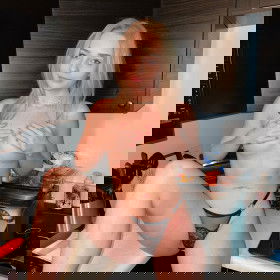 Nadiyahotly56's Profile Photo