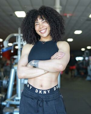 biboyog584, 23 years old from Grenada