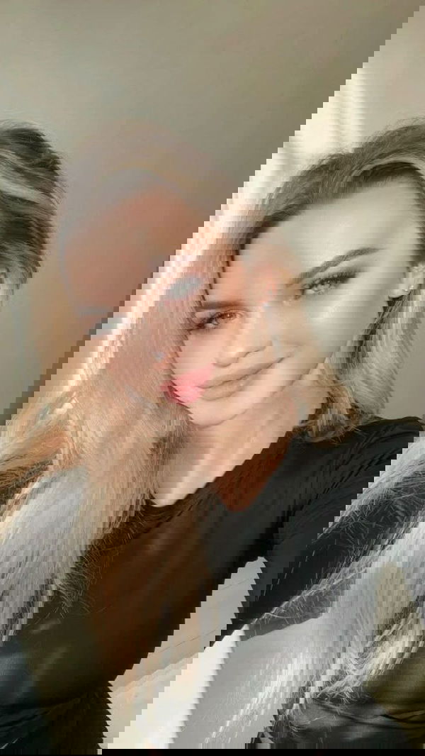 Lyla22, 22 years old from Poland