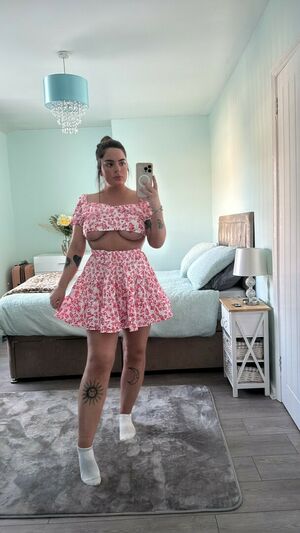 hefiso7369's Cover Photo