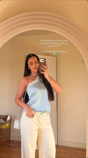 mimaki8164, 22 years old from United Kingdom