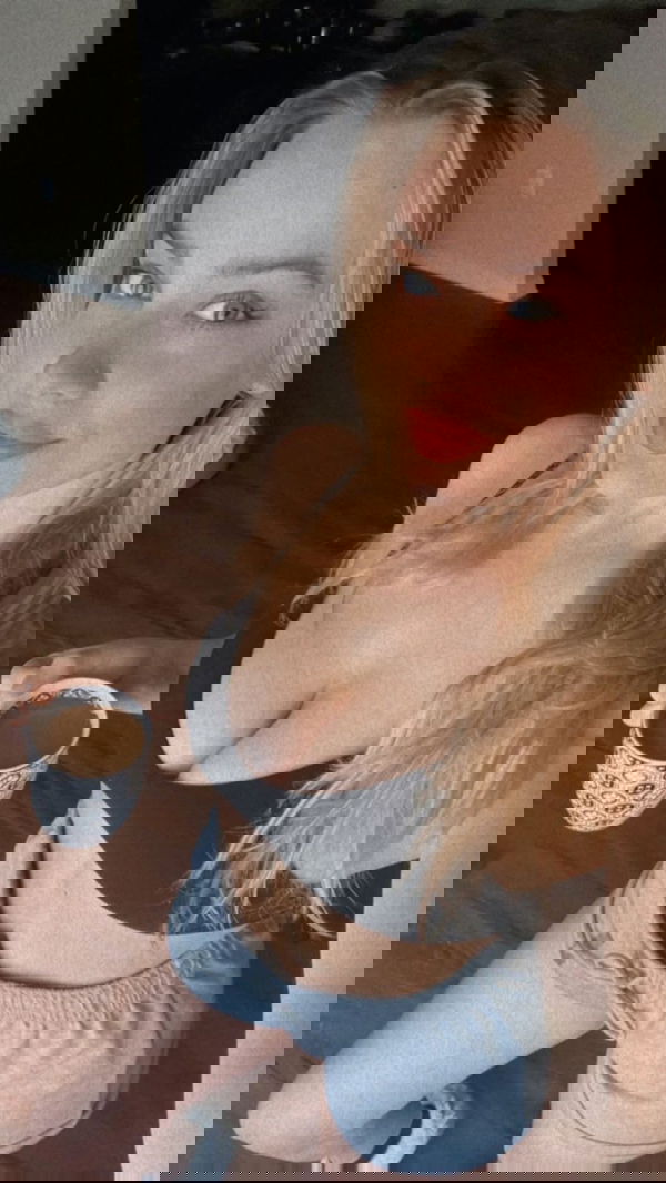 jxiqhgl45, 26 years old from Canada