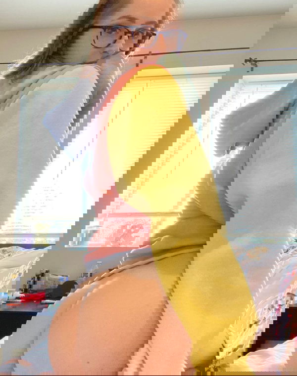 howos, 20 years old from United Kingdom