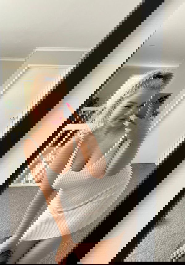 vaxin72255, 22 years old from United States