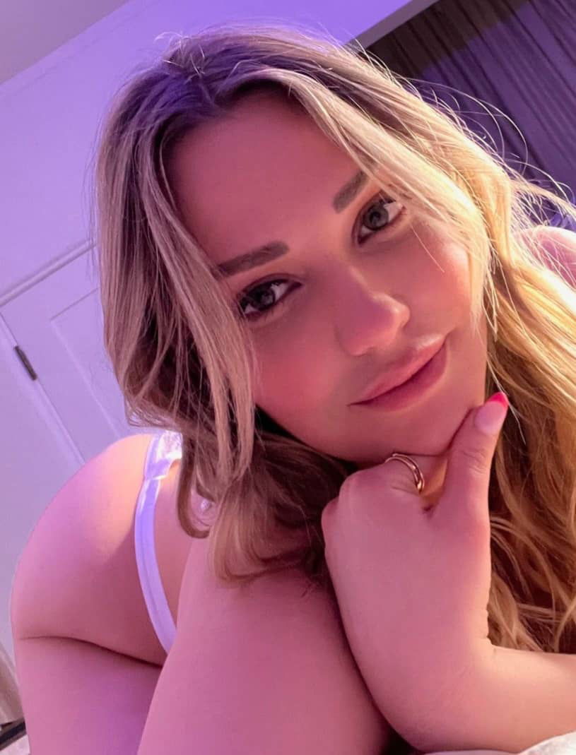 Taylor242's Profile Photo