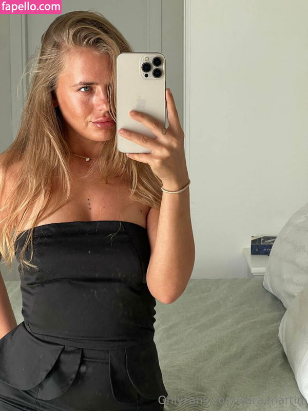 Juniper32, 22 years old from United Kingdom