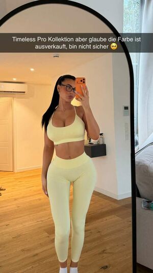 xayeri1673, 24 years old from United Kingdom