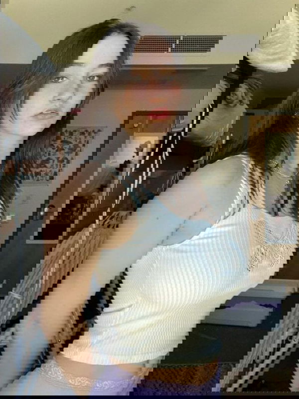 Betty21048, 22 years old from United States